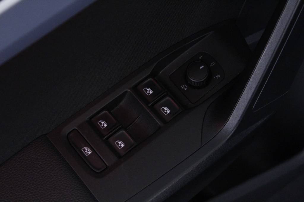 seat-ibiza-2024-gasolina-999cc