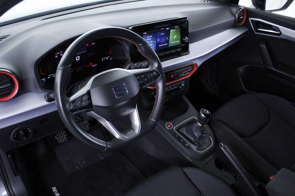 seat-ibiza-2024-gasolina-999cc