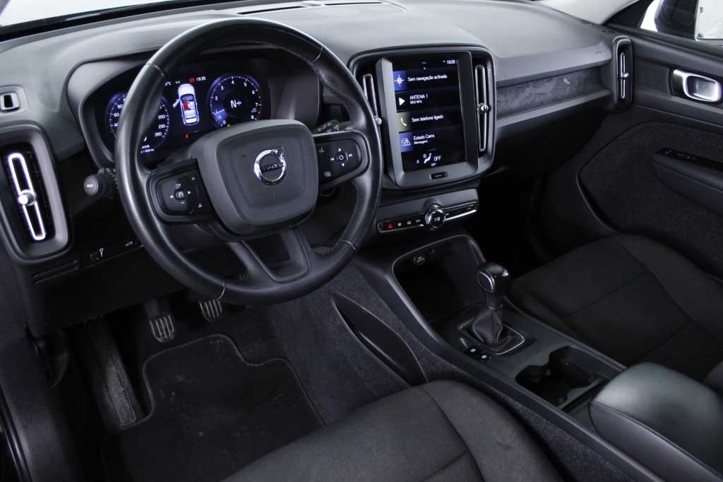 volvo-xc40-2022-gasolina-1477cc