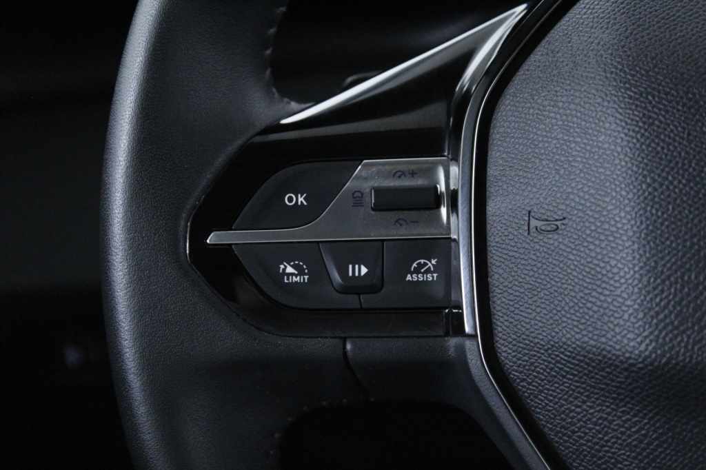 peugeot-308-sw-2025-hibrido-1199cc