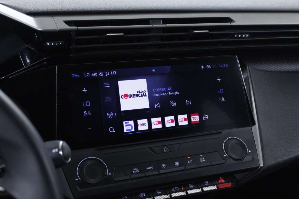peugeot-308-sw-2025-hibrido-1199cc