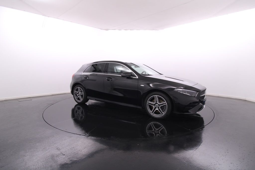 mercedes-benz-classe-a-2025-hibrido-1332cc