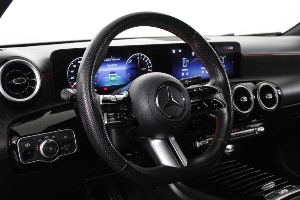 mercedes-benz-classe-a-2025-hibrido-1332cc