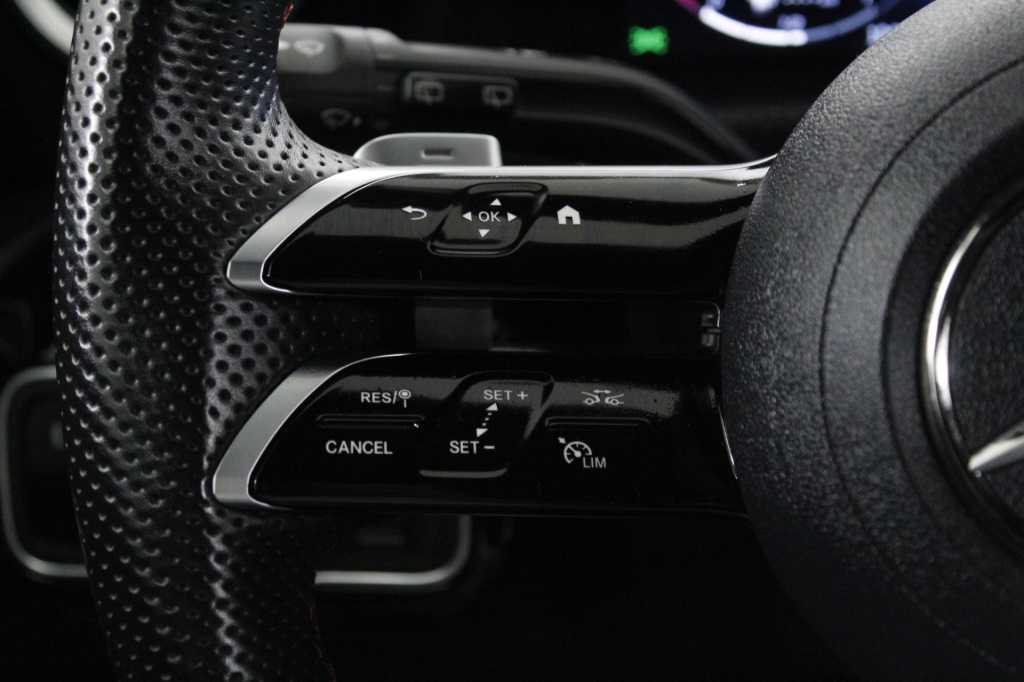 mercedes-benz-classe-a-2025-hibrido-1332cc