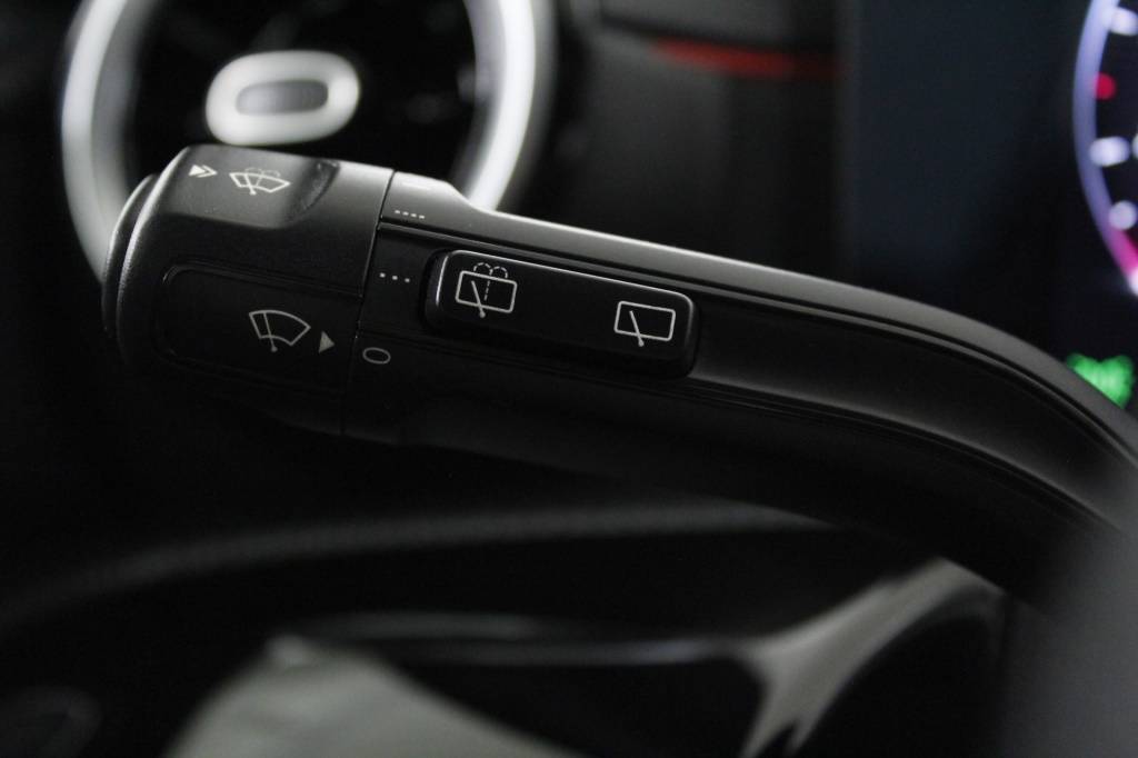 mercedes-benz-classe-a-2025-hibrido-1332cc