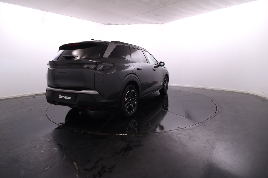peugeot-5008-2025-hibrido-1199cc