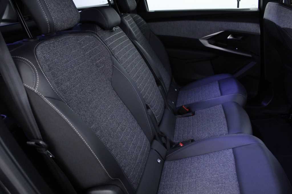 peugeot-5008-2025-hibrido-1199cc