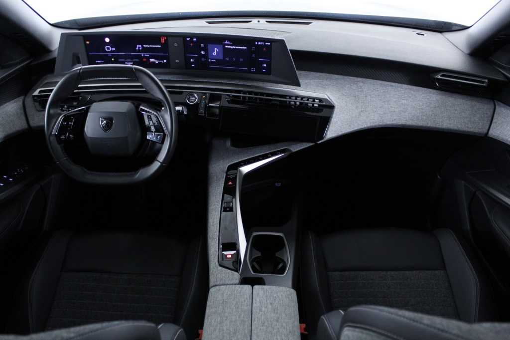 peugeot-5008-2025-hibrido-1199cc