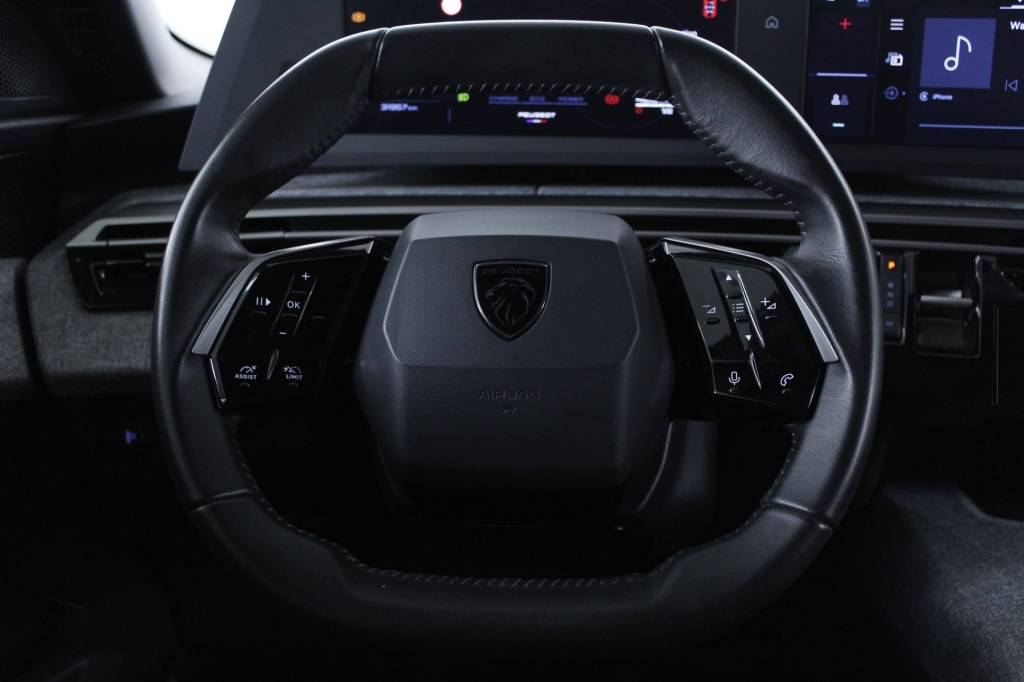 peugeot-5008-2025-hibrido-1199cc