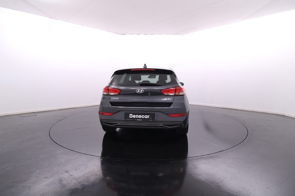 hyundai-i30-2024-gasolina-998cc