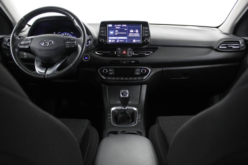 hyundai-i30-2024-gasolina-998cc