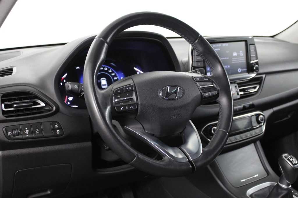 hyundai-i30-2024-gasolina-998cc