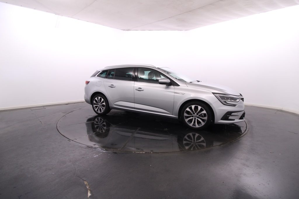 renault-megane-sport-tourer-2022-hibrido-1598cc