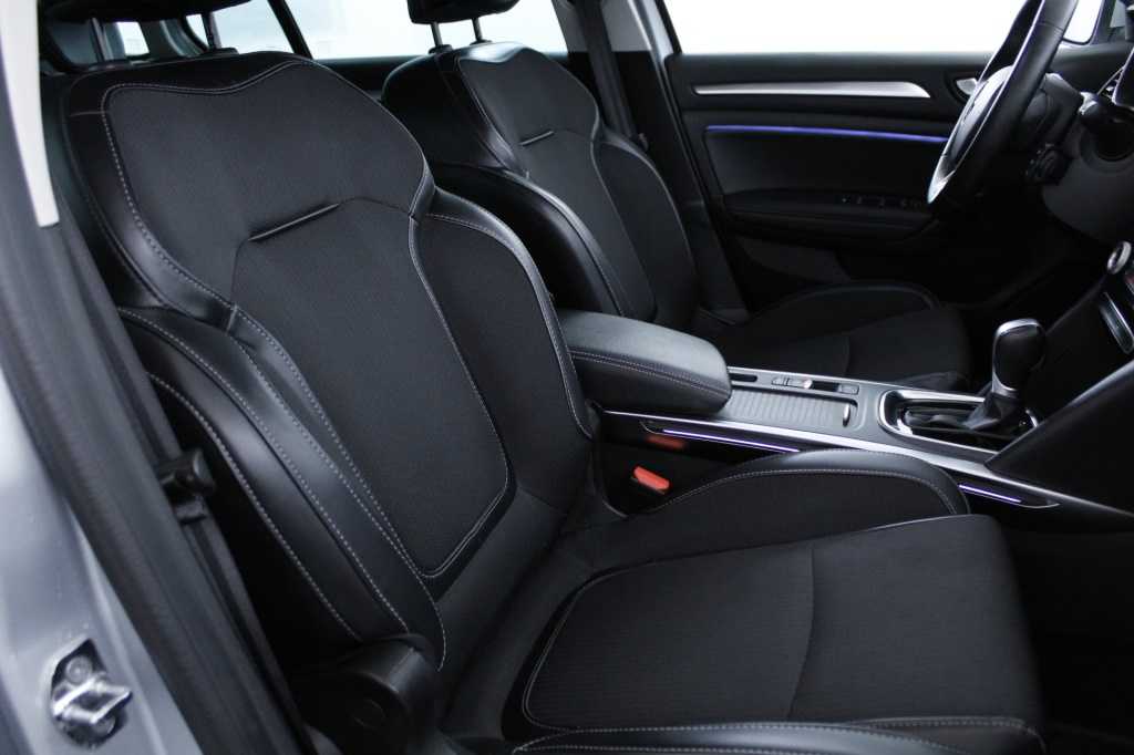 renault-megane-sport-tourer-2022-hibrido-1598cc