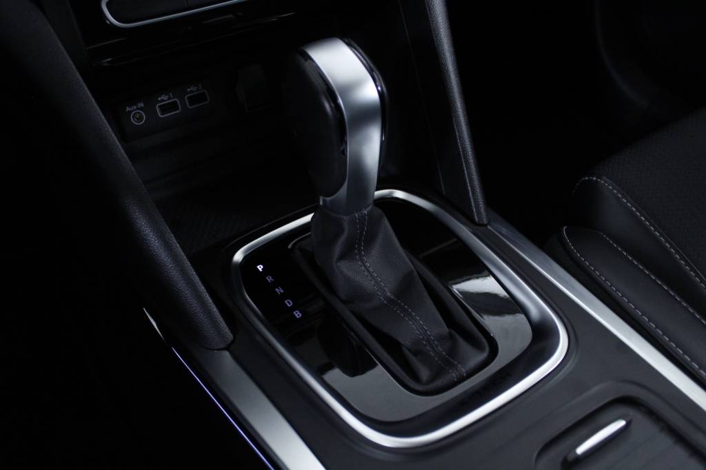 renault-megane-sport-tourer-2022-hibrido-1598cc