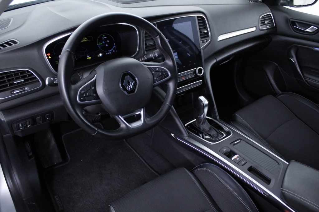renault-megane-sport-tourer-2022-hibrido-1598cc
