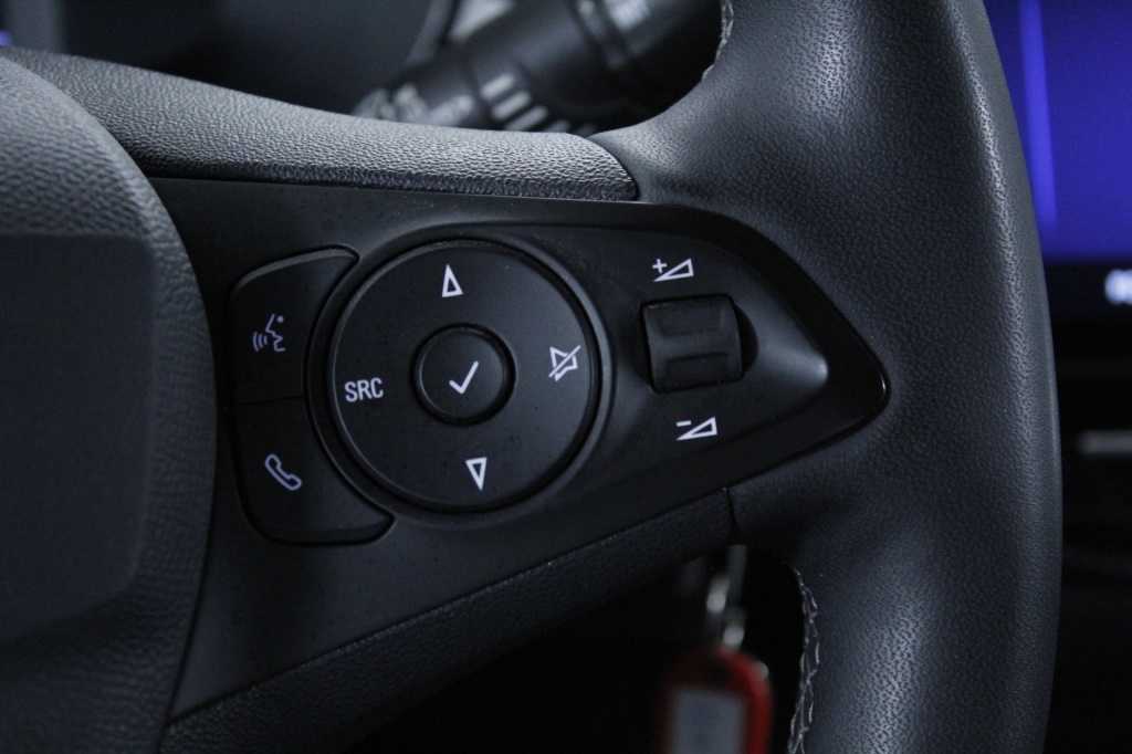 opel-corsa-2024-gasolina-1199cc