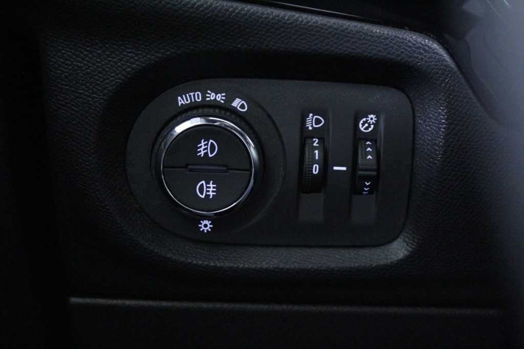 opel-corsa-2024-gasolina-1199cc