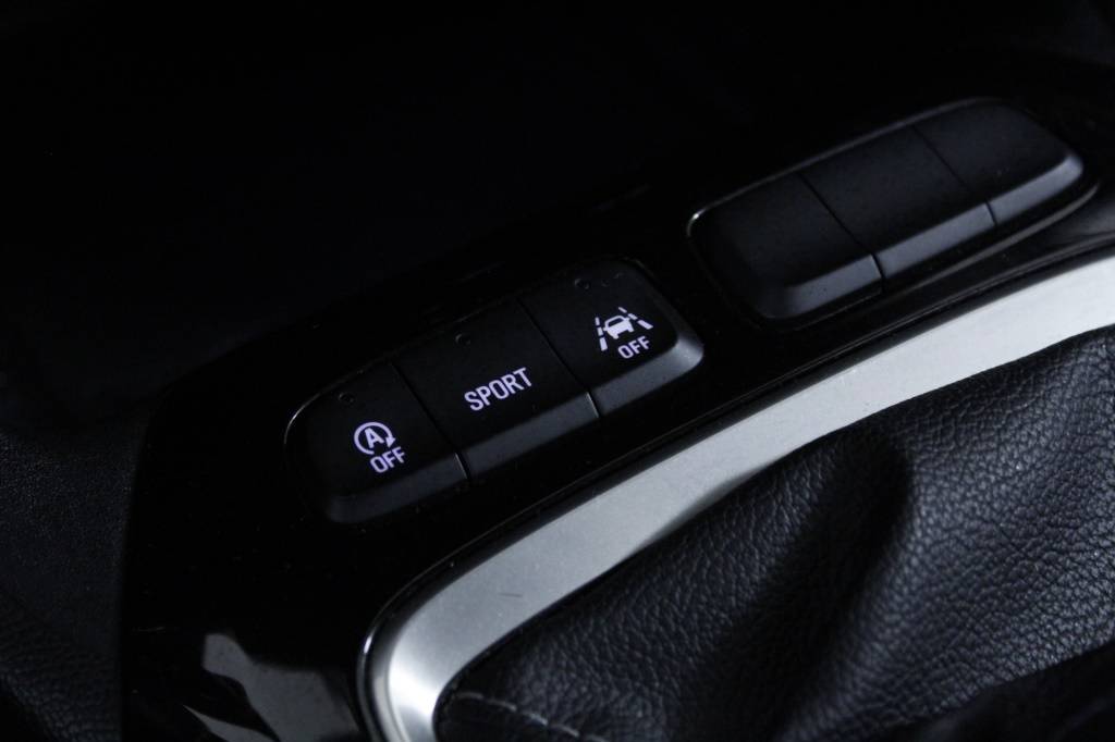 opel-corsa-2024-gasolina-1199cc