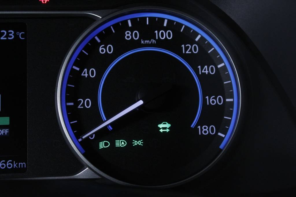 nissan-leaf-2024-eletrico-1cc