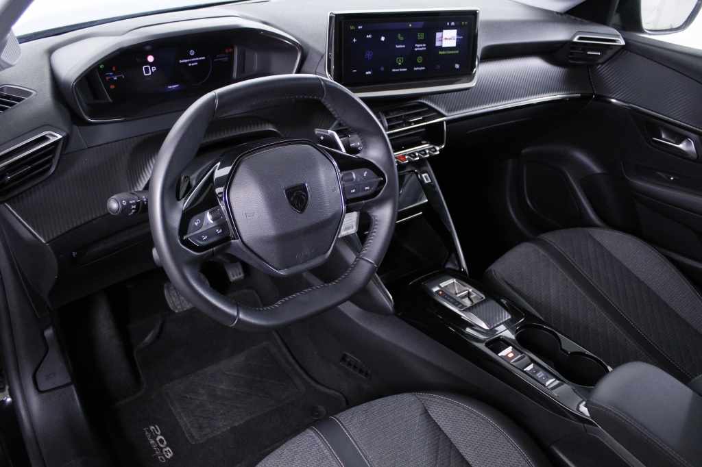 peugeot-208-2025-hibrido-1199cc