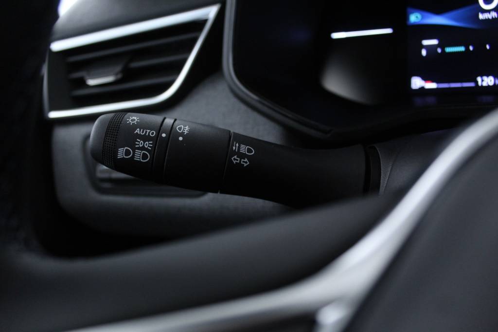 mitsubishi-colt-2024-gasolina-999cc