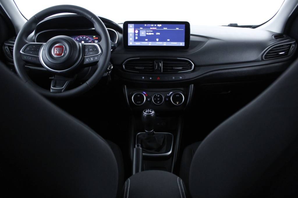 fiat-tipo-station-wagon-2023-gasolina-999cc