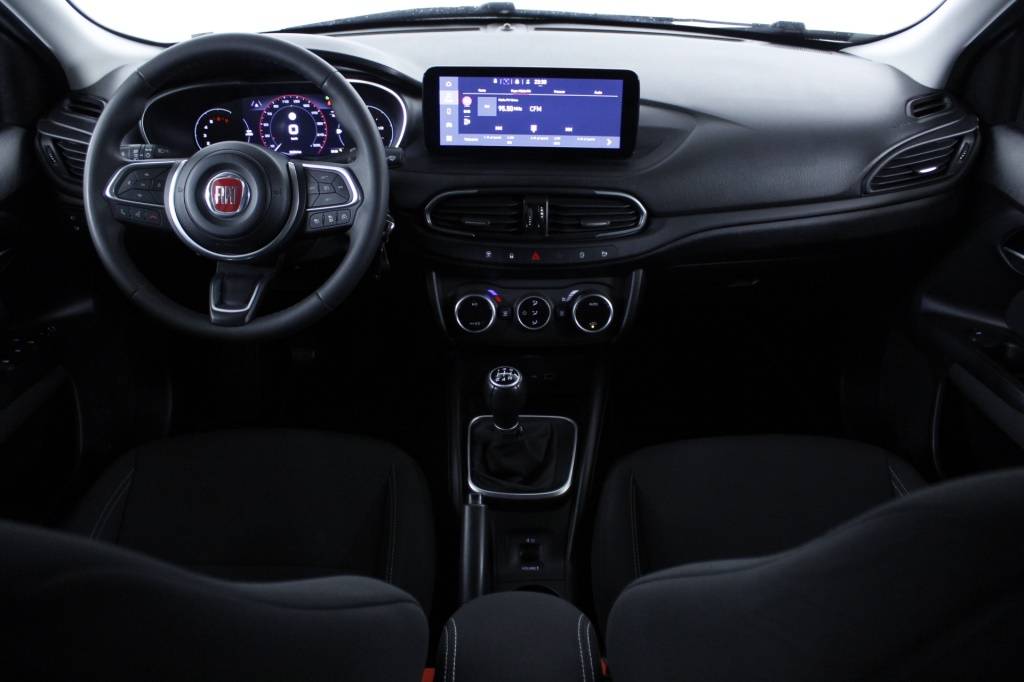 fiat-tipo-station-wagon-2023-gasolina-999cc