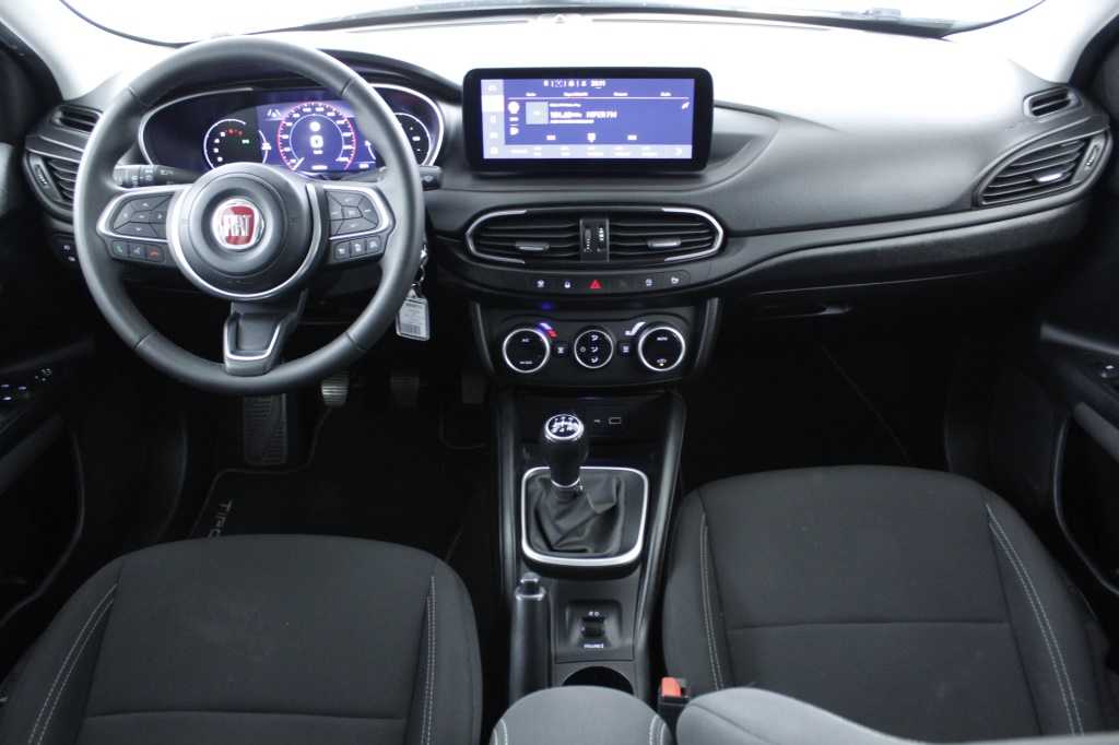 fiat-tipo-station-wagon-2023-gasolina-999cc