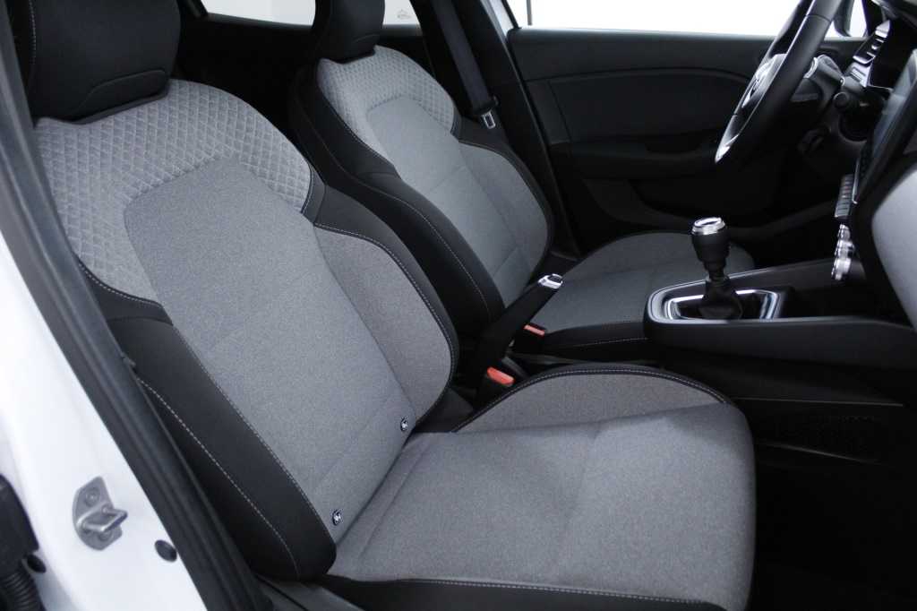 mitsubishi-colt-2024-gasolina-999cc
