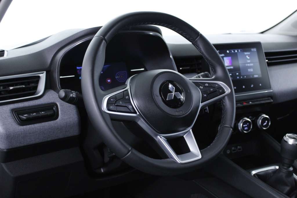 mitsubishi-colt-2024-gasolina-999cc