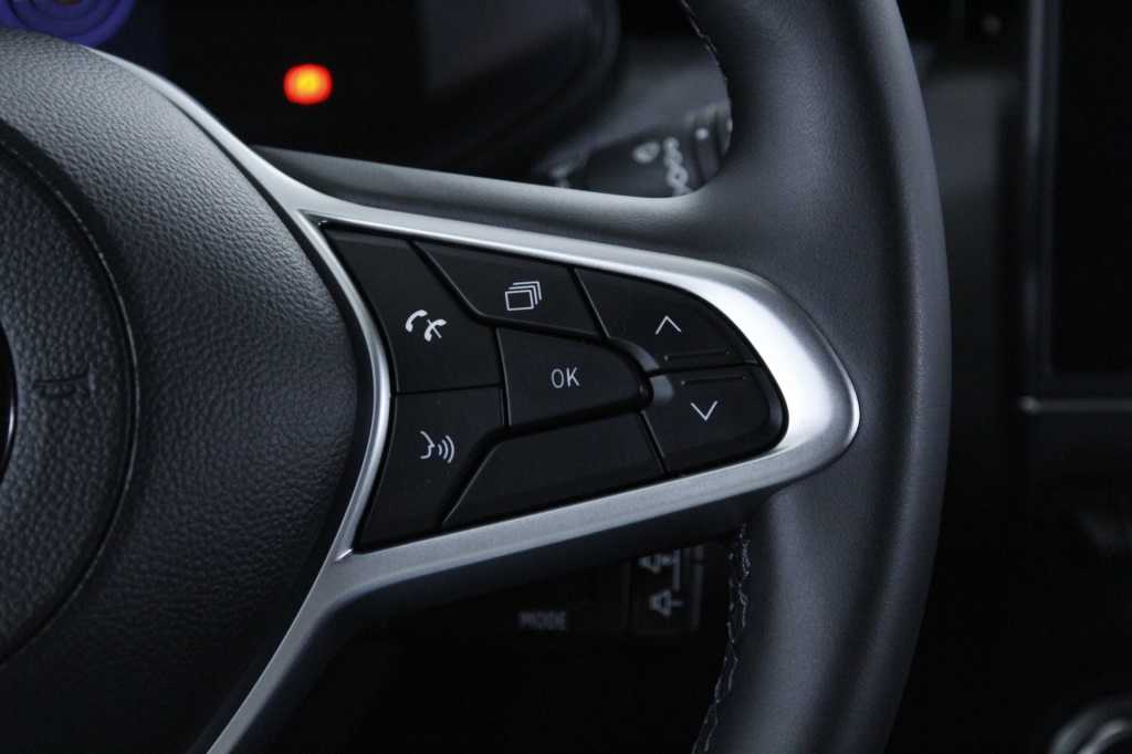 mitsubishi-colt-2024-gasolina-999cc