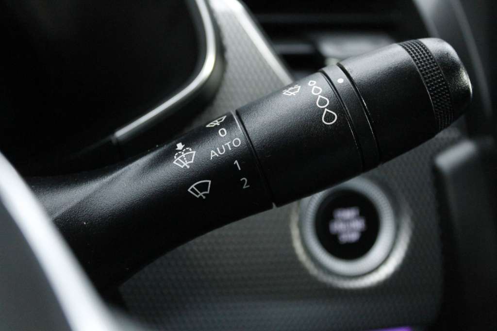 renault-arkana-2023-hibrido-1332cc