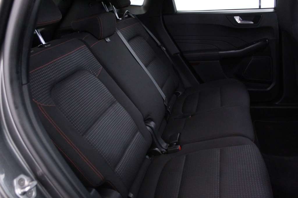 ford-kuga-2022-gasolina-1496cc