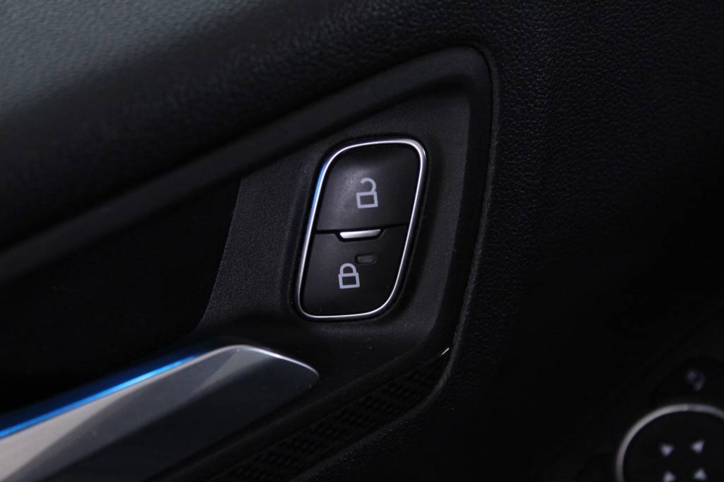 ford-kuga-2022-gasolina-1496cc