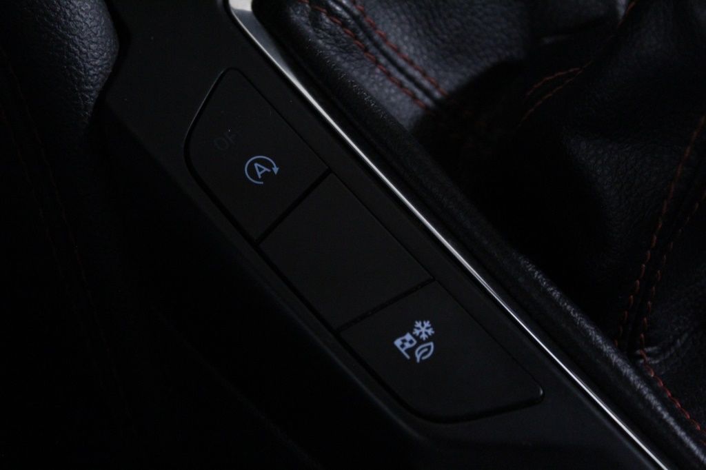 ford-kuga-2022-gasolina-1496cc