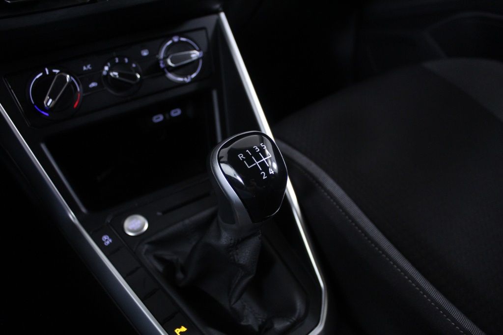 volkswagen-taigo-2024-gasolina-999cc