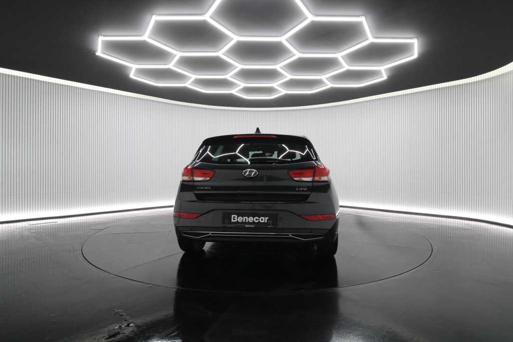 hyundai-i30-2024-gasolina-998cc
