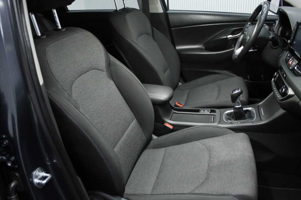 hyundai-i30-2024-gasolina-998cc