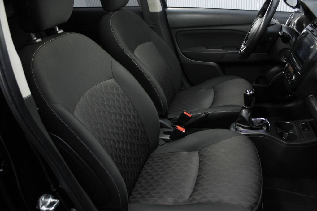 mitsubishi-space-star-2024-gasolina-1193cc