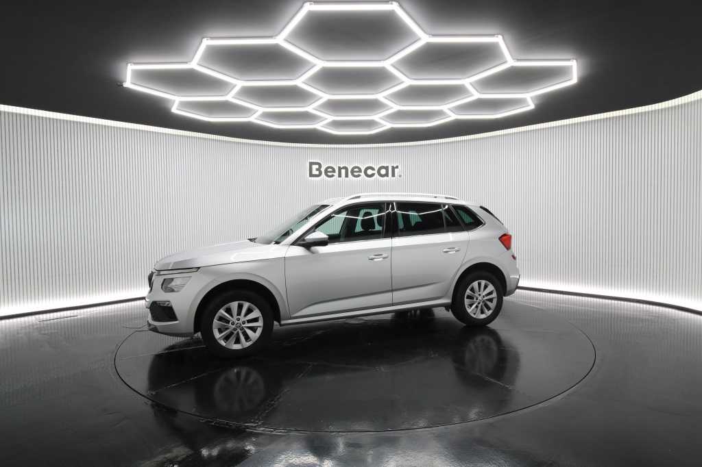 skoda-kamiq-2024-gasolina-999cc