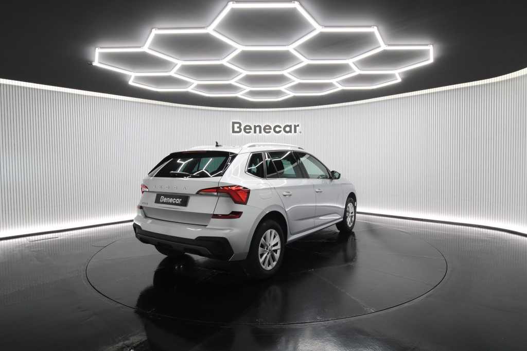 skoda-kamiq-2024-gasolina-999cc