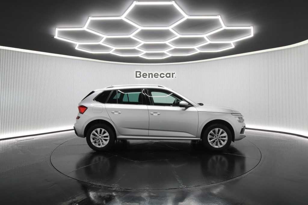 skoda-kamiq-2024-gasolina-999cc