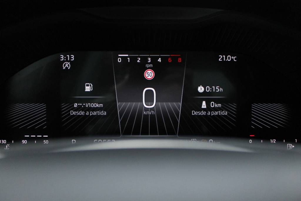 skoda-kamiq-2024-gasolina-999cc