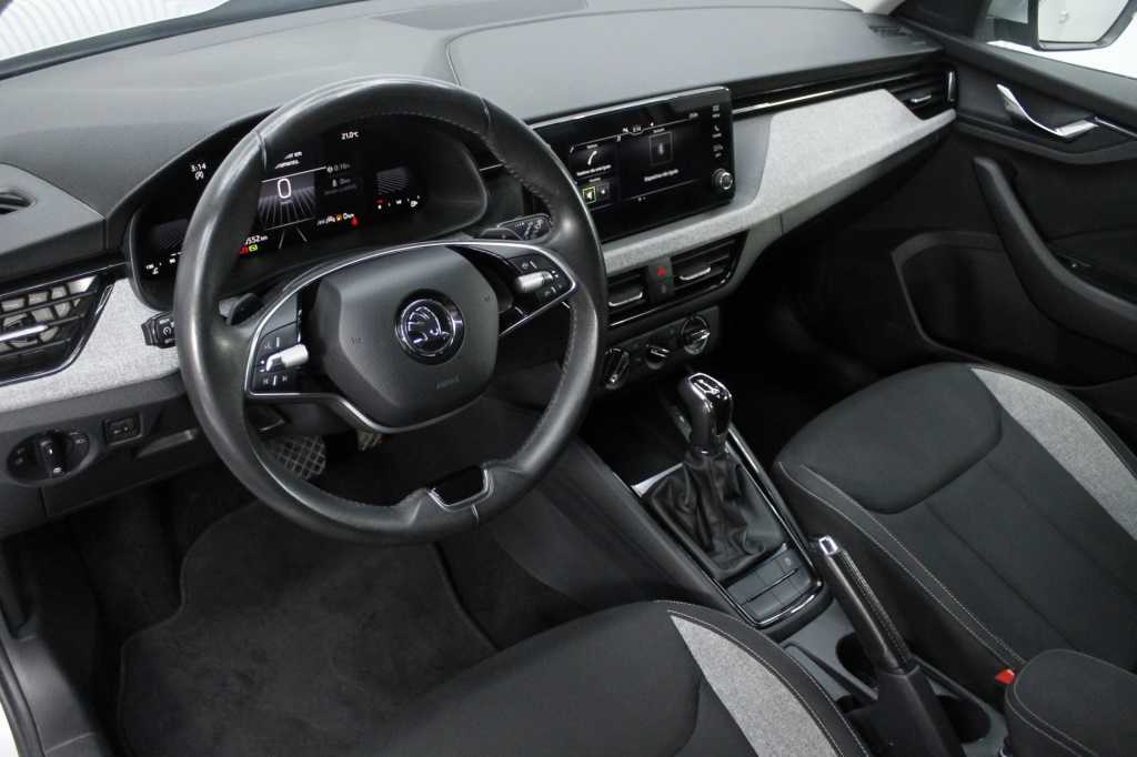 skoda-kamiq-2024-gasolina-999cc