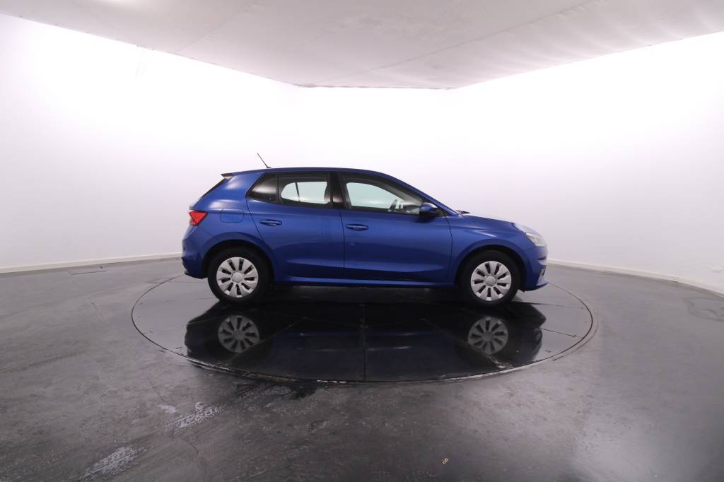 skoda-fabia-2023-gasolina-999cc