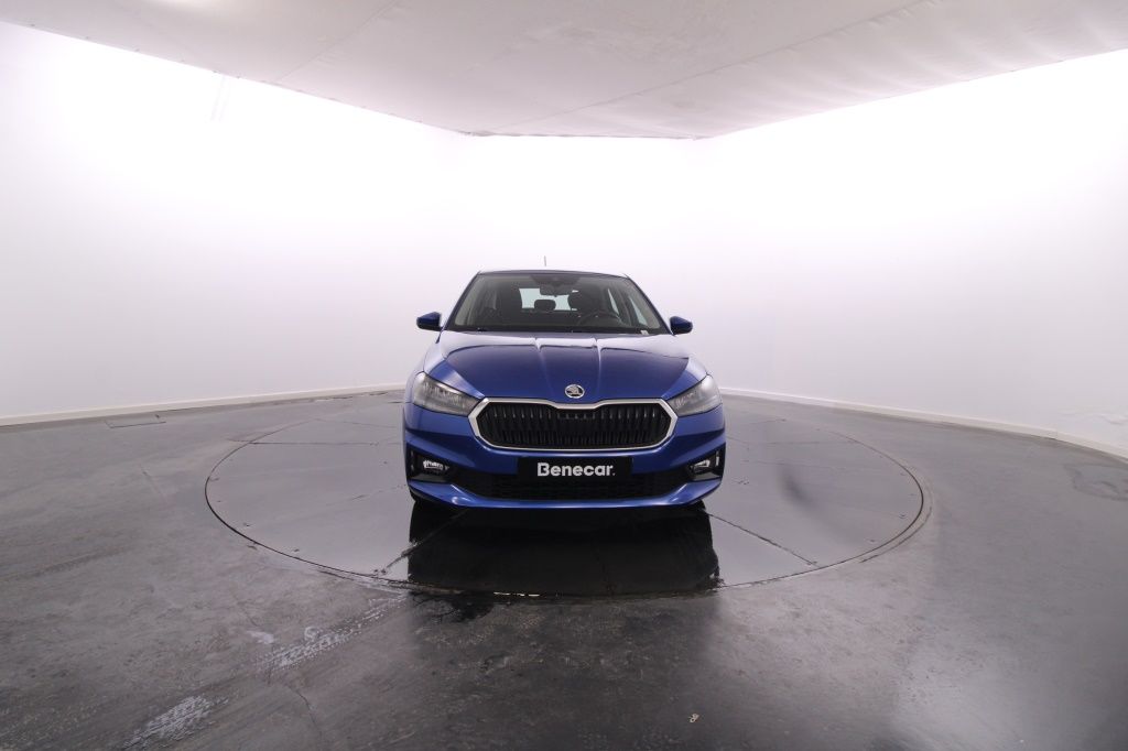 skoda-fabia-2023-gasolina-999cc