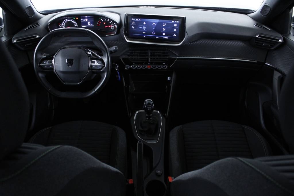 peugeot-2008-2024-gasolina-1199cc