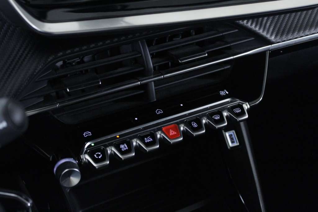peugeot-2008-2024-gasolina-1199cc