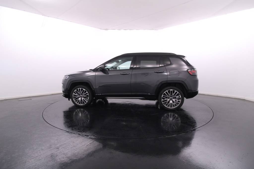 jeep-compass-2024-hibrido-1332cc